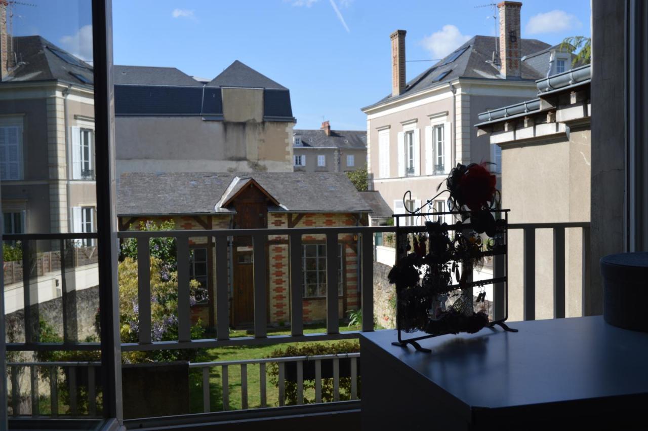 Chambre d'Hôtes Les Ecuries Le Mans Exterior foto